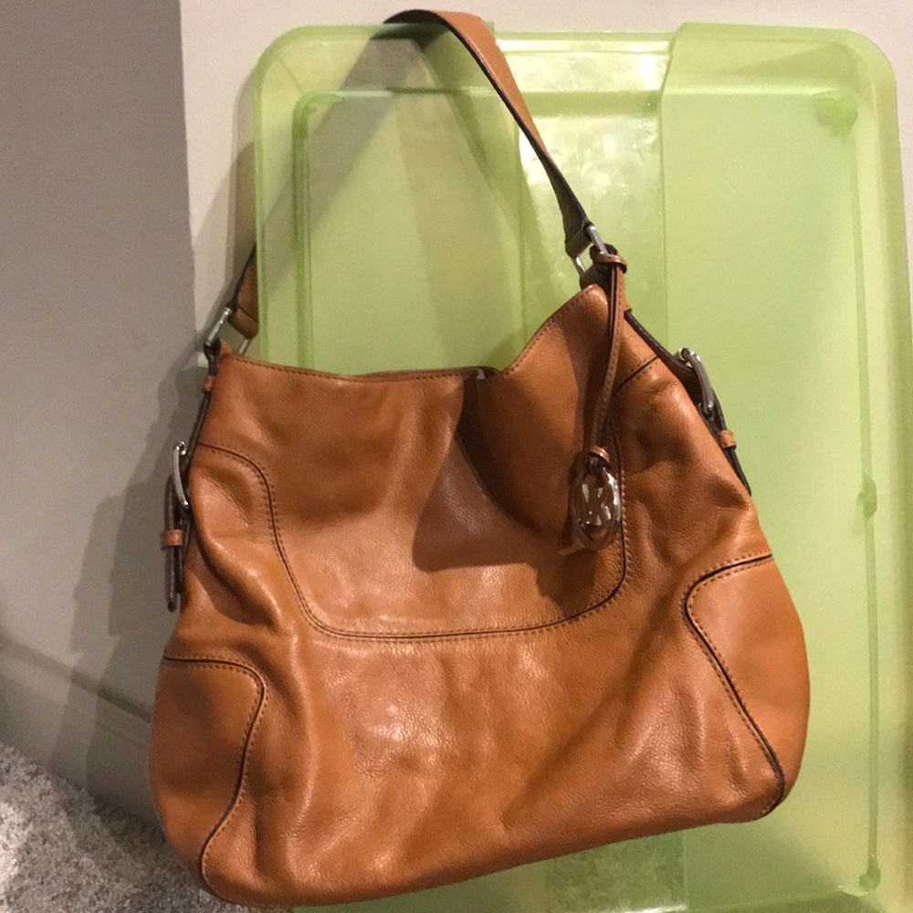Michael Kors Leather purse